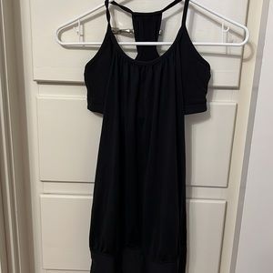 Black lululemon yoga tank top size 4